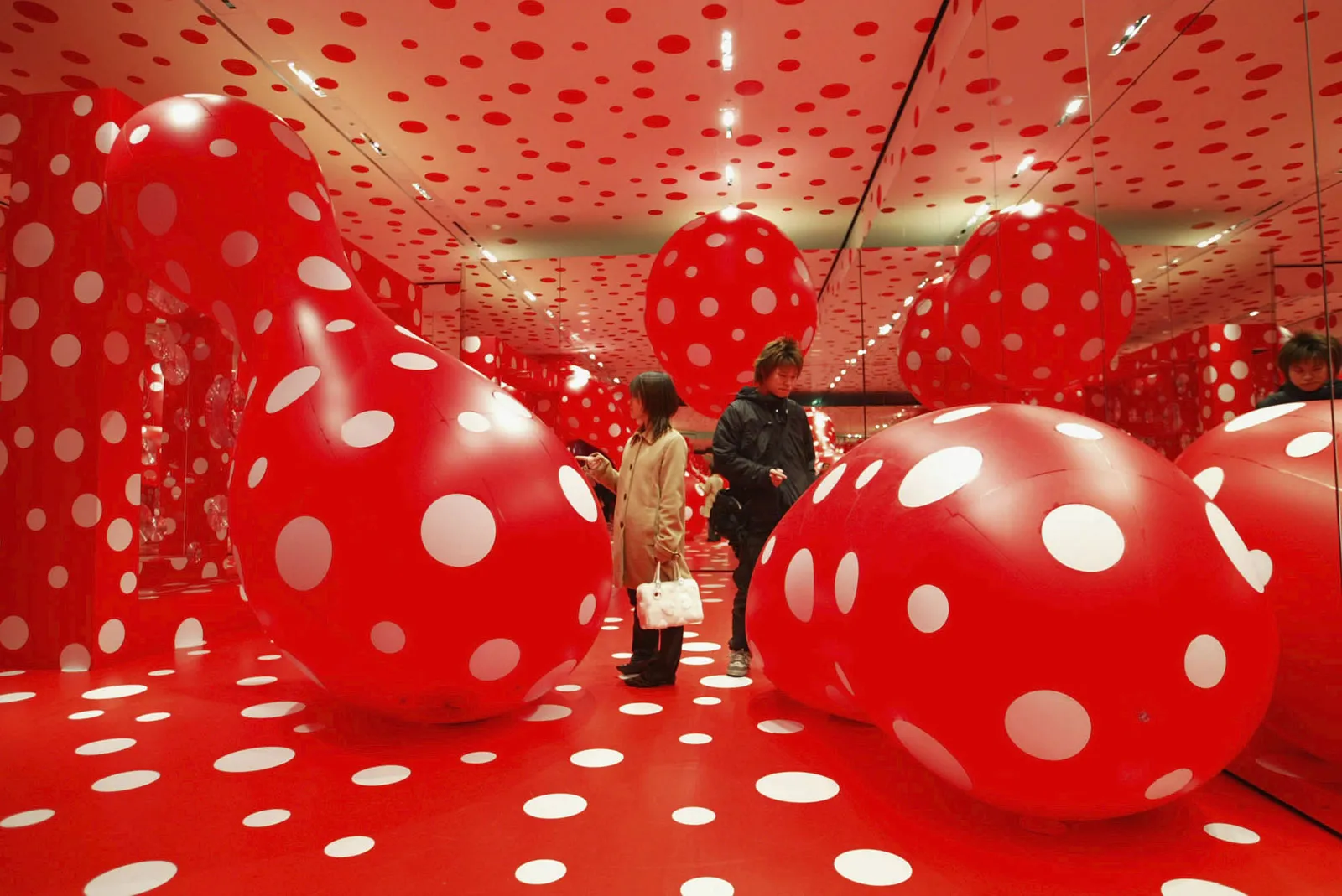 Art:9saw-Bnphyo= Yayoi Kusama